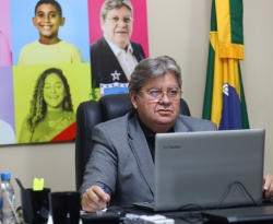 João Azevêdo prestigia solenidade de posse do novo presidente do TRE-PB