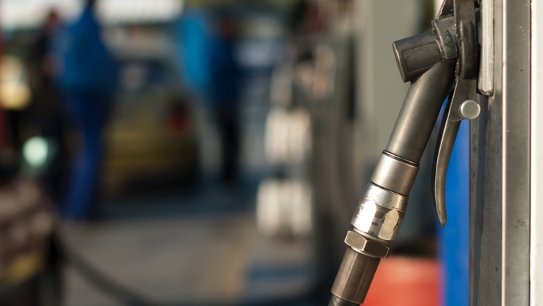 Após alta da gasolina, abastecer com GNV pode trazer economia de R$ 800 por mês na PB