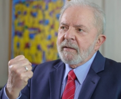 Lula diz que vai "abrasileirar" o preço de combustíveis se for eleito 