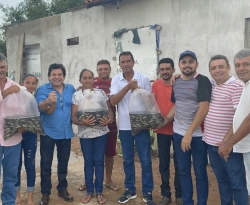 Em Sousa, Zenildo Oliveira realiza entrega de alevinos em dois assentamentos 