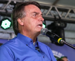 Bolsonaro provoca STF e TSE e diz que 'nunca vai ser preso'