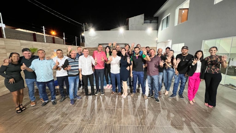 Prefeito de Barra de São Miguel declara apoia a Chico Mendes; o socialista agora soma 8 prefeitos 