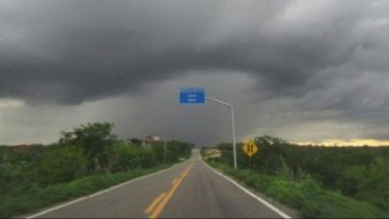 Inmet emite alertas de chuvas intensas no Litoral e Sertão da Paraíba; confira a lista