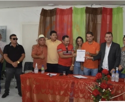 Prefeito de São José de Piranhas assina ordem de serviço para reforma e ampliação da escola do Distrito de Bom Jesus