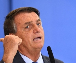 Bolsonaro admite haver 'casos isolados' de corrupção no governo