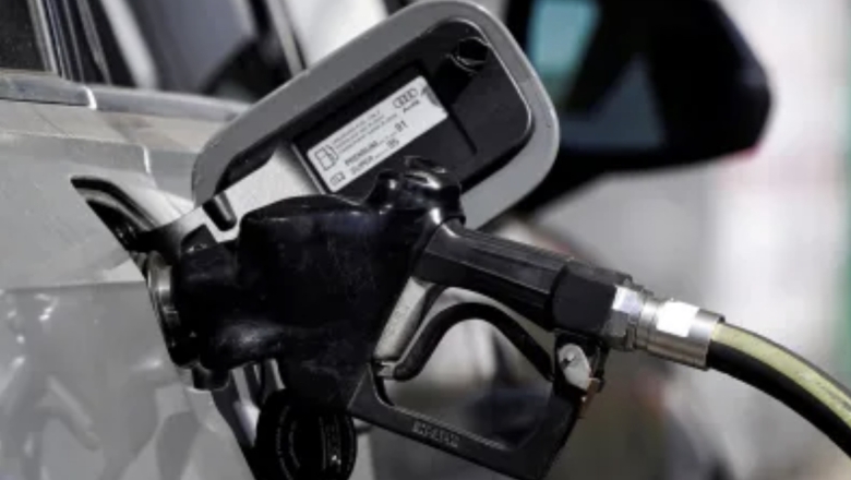 Redução na gasolina para distribuidoras começa a valer nesta sexta-feira (29)