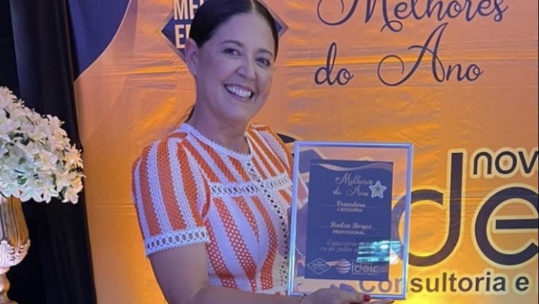 Em Cajazeiras, Raelsa Borges recebe prêmio de melhor vereadora de 2021