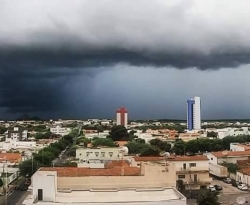 Inmet amplia avisos de chuvas intensas na Paraíba para 196 municípios