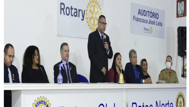 Jornalista Paulo Costa, é empossado como novo Presidente do Rotary Club de Patos Norte