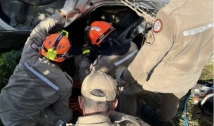 Bombeiros relatam resgate de quatro corpos após acidente de carro no Sertão da Paraíba 