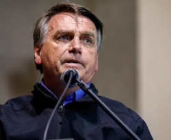 TSE dá dois dias para Bolsonaro se defender após representação do MPE