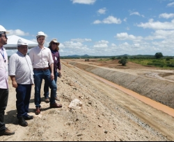 Representantes da Secretaria Nacional de Segurança Hídrica vão se reunir com agricultores que tiveram terras desapropriadas na PB