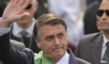 Bolsonaro se refere a Lula como "quadrilheiro de nove dedos" no Rio