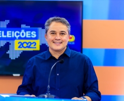Efraim destaca voto favorável ao Auxílio Brasil permanente durante debate no sertão