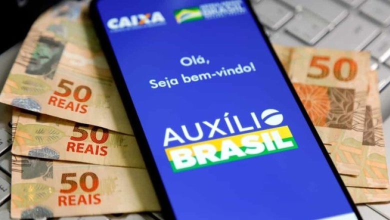 Calendário antecipado: Caixa começa a pagar parcela do Auxílio Brasil