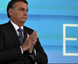 Bolsonaro pode responder por série de crimes após fim de foro privilegiado de 31 anos 