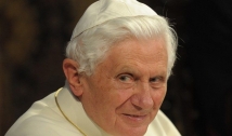 Porta-voz do Vaticano diz que Bento XVI havia recebido extrema-unção