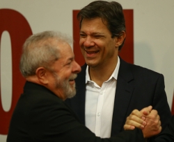 A interlocutores, Lula confirma Haddad no Ministério da Fazenda