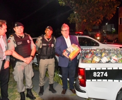 João Azevêdo acompanha início da distribuição de 24 toneladas de alimentos arrecadados pela campanha Polícia Solidária
