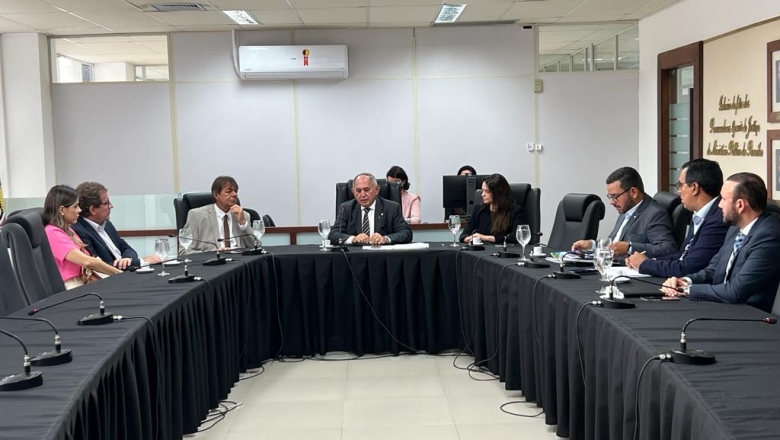 Após reunião com comissão, município de Sousa deve apresentar plano de abastecimento, diz MPPB
