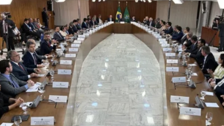 Lula se reúne hoje com governadores para tratar da relação com estados e municípios