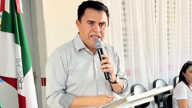 Wilson Santiago saúda nova diretora do Hospital Regional de Cajazeiras e destaca competência para o cargo