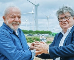 ‘Esse é o primeiro complexo associado de geração de energia renovável no Brasil‘, destaca João ao lado de Lula