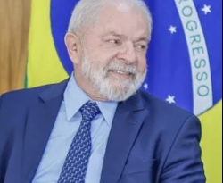 Lula remarca viagem à China para 11 de abril
