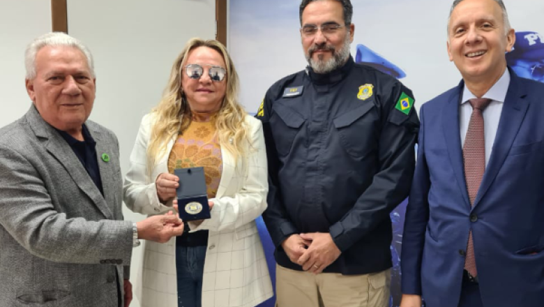 Em Brasília - Zé Aldemir assegura permanência do Posto da Polícia Rodoviária de Cajazeiras