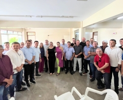 Ao lado de seis prefeitos do Alto Sertão, Wilson Santiago e Chico Mendes visitam Hospital Regional de Cajazeiras