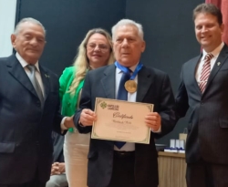Homenageado: Zé Aldemir recebe Medalha do Mérito da Fundação Napoleão Laureano