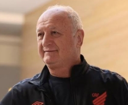 Atlético Mineiro oficializa Felipão como novo técnico 