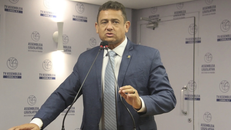 Wallber Virgulino antecipa 2026 e aconselha Efraim Filho: “Se fizer aliança com a direita, será governador”