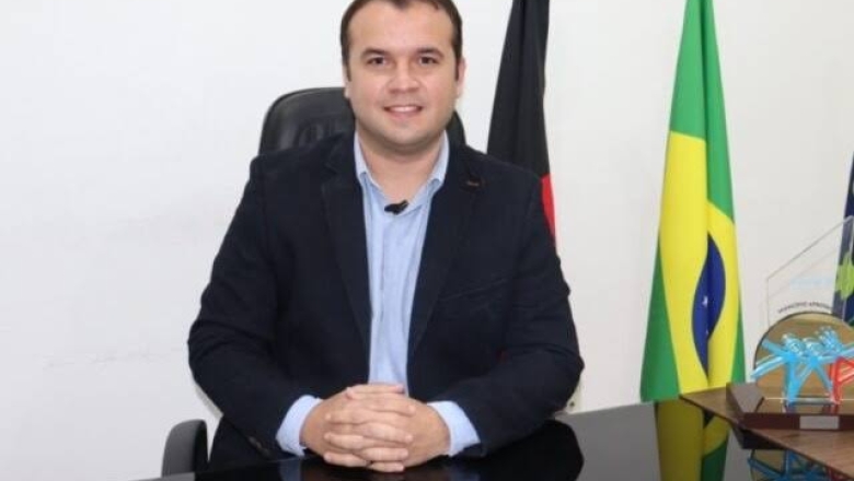 Desembargador Márcio Murilo determina aplicação de medidas cautelares a prefeito de São Mamede