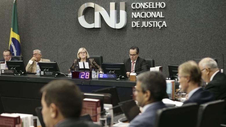 CNJ aprova regra de gênero para ampliar número de juízas