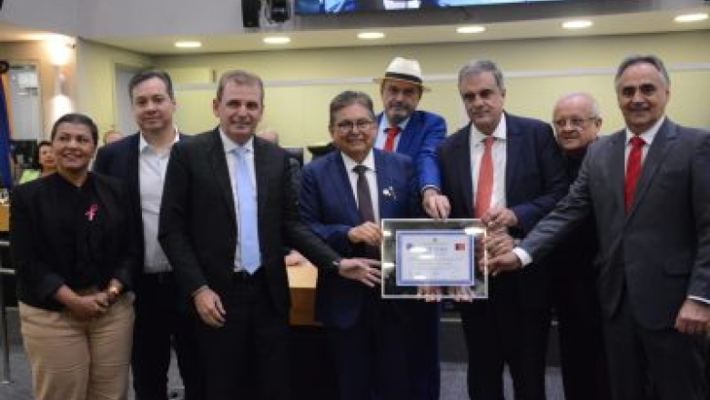 ALPB concede título de cidadania paraibana ao ex-ministro José Eduardo Cardozo; a homenagem foi proposta por Chico Mendes 