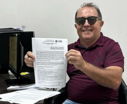 Bonito de Santa Fé - prefeito Ceninha Lucena assina termo de adesão ao programa Seguro Safra