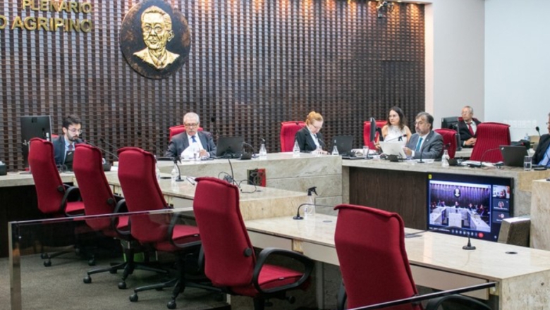 Câmara do TCE manda Prefeitura de Patos rescindir contratos ilegais de Microempresários Individuais