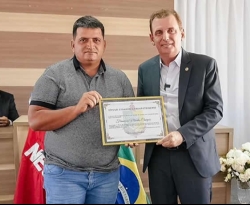 Deputado Chico Mendes recebe título de cidadão de Carrapateira