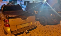 Oito pessoas são detidas, cinco veículos são recuperados e uma arma de fogo é apreendida pela PRF na Paraíba