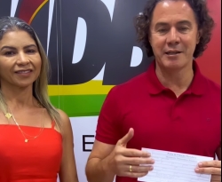Pré-candidata a prefeita de Soledade, Adriana Nirinha, assina ficha de filiação ao MDB