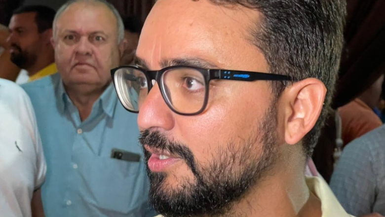Tibério revela que João Azevêdo articula apoio do PT para a reeleição de Cícero Lucena 