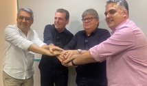 João Azevêdo reúne Chico Mendes e Dr. Pablo Leitão e sela acordo entre as oposições de Cajazeiras