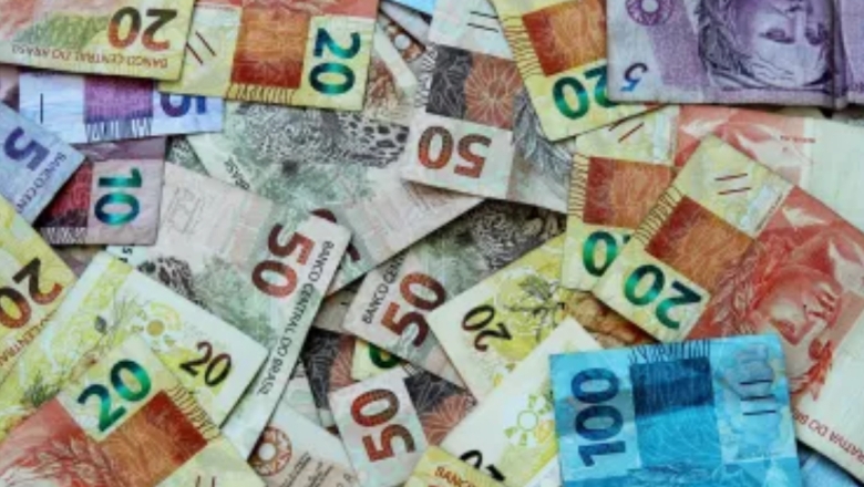 Governo prevê salário mínimo de R$ 1.502 em 2025; alta de 6,37% sobre valor atual