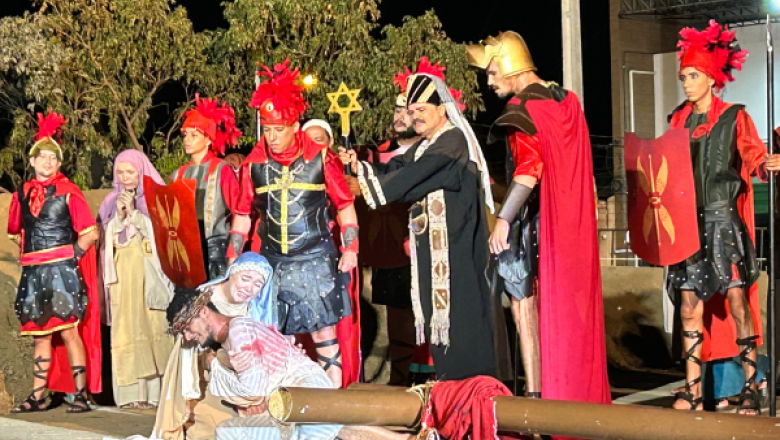 Público recorde compareceu ao Xamegão para as apresentações da "Paixão de Cristo"; espetáculo foi financiado pela Prefeitura de Cajazeiras
