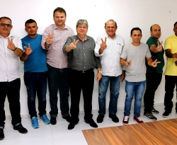 Prefeito de Mogeiro e mais seis vereadores aderem à candidatura de João ao Governo da Paraíba