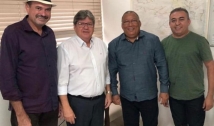 Vereadores aliados de Jeová em Cajazeiras declaram apoio a João Azevêdo e dizem 'não' a RC