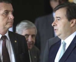 Crise entre Bolsonaro e PSL fortalece Maia e o Congresso