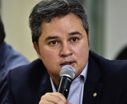 Efraim destaca boa relação entre João Azevêdo e Bolsonaro e lembra: "Pertinho também do apoio a Rodrigo Maia"
