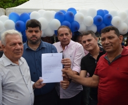 Zé Aldemir atende população e implanta oficialmente a Zona Azul no centro de Cajazeiras